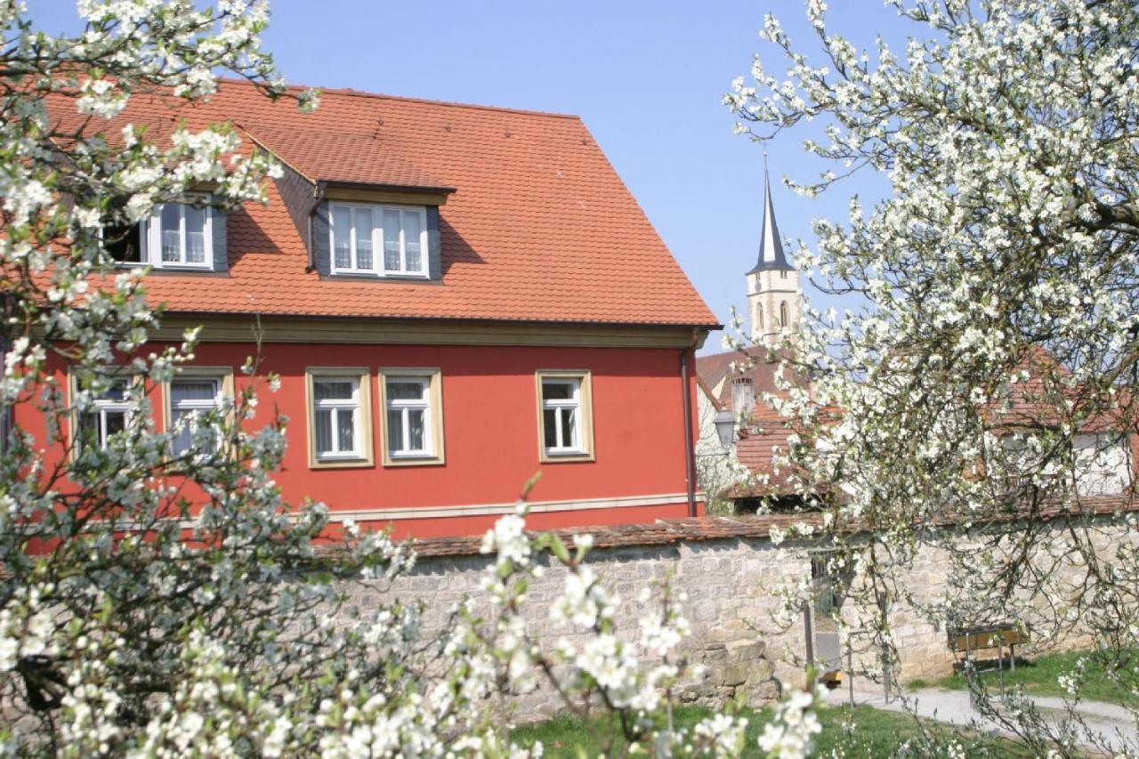 Biobausewein Wein Hotel Leben Iphofen Exterior photo